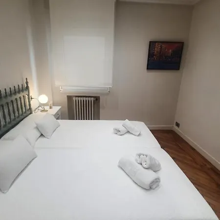 Апартаменты Qhawana Begona - Pisazo Con Garaje, Wifi En Begona - Vut-3633-as *